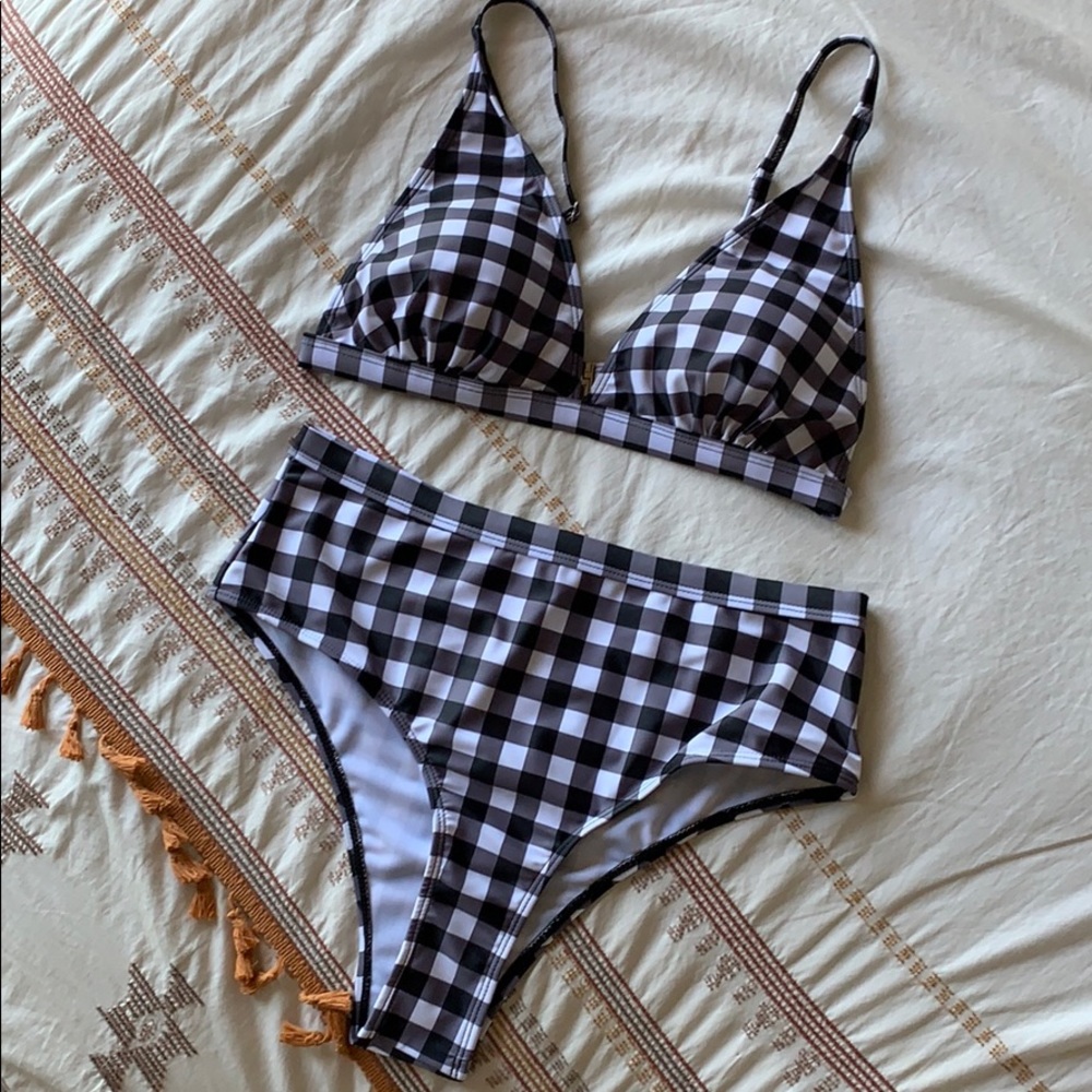 Retro gingham bikini
